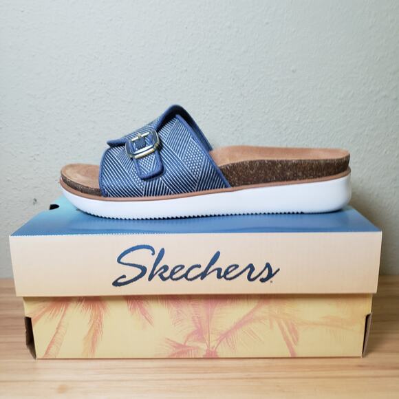 Skechers Women's Size 7 Restless Wave Relax Fit Comfort Slide Sandals Navy NWT - Picture 1 of 16